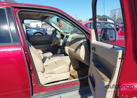 2009 Ford Escape Xlt z USA, uszkodzony, nr VIN 1FMCU03G19KA51417